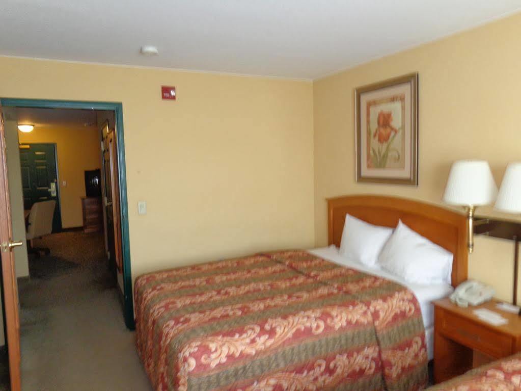 Country Inn & Suites By Radisson, Green Bay East, Wi Bagian luar foto