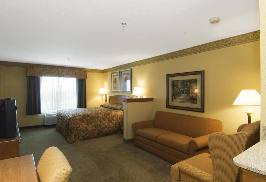 Country Inn & Suites By Radisson, Green Bay East, Wi Bagian luar foto